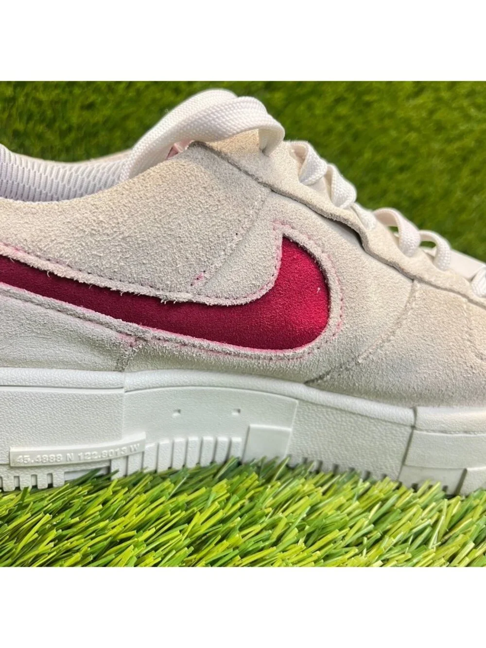 Nike Air Force 1 Pixel Womens Size 8.5 Ivory Red Athletic Walking Shoes Sneakers